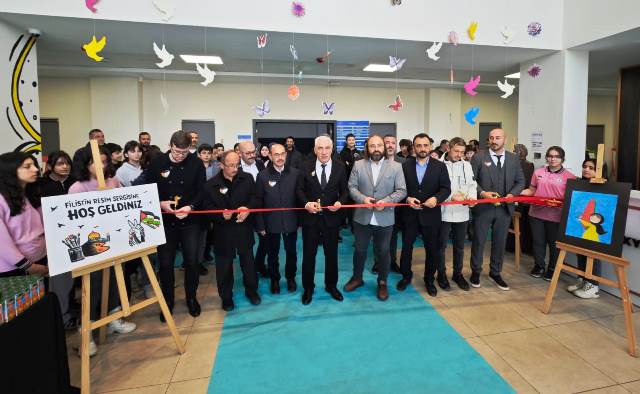 Milli Eğitim Müdürü Can Resim Sergisini açtı  