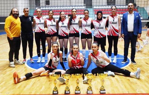 Asaş Voleybol’da Yıldız Kızlar da Yarı Finalde