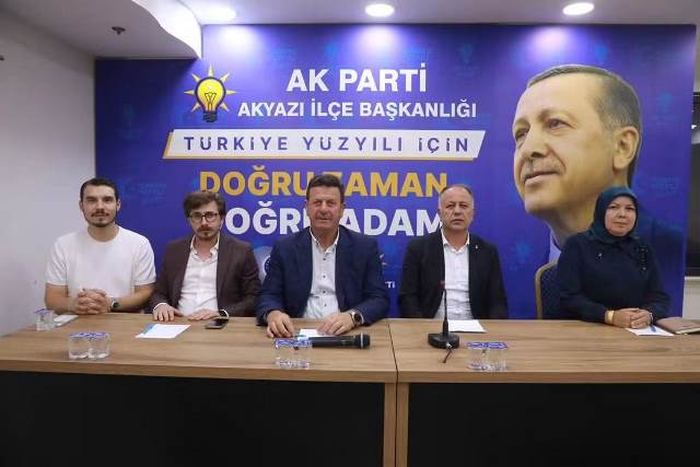 AKP’den danışma toplantısı  